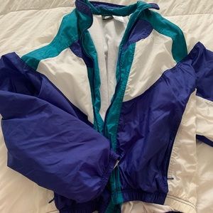 VINTAGE NIKE WINDBREAKER